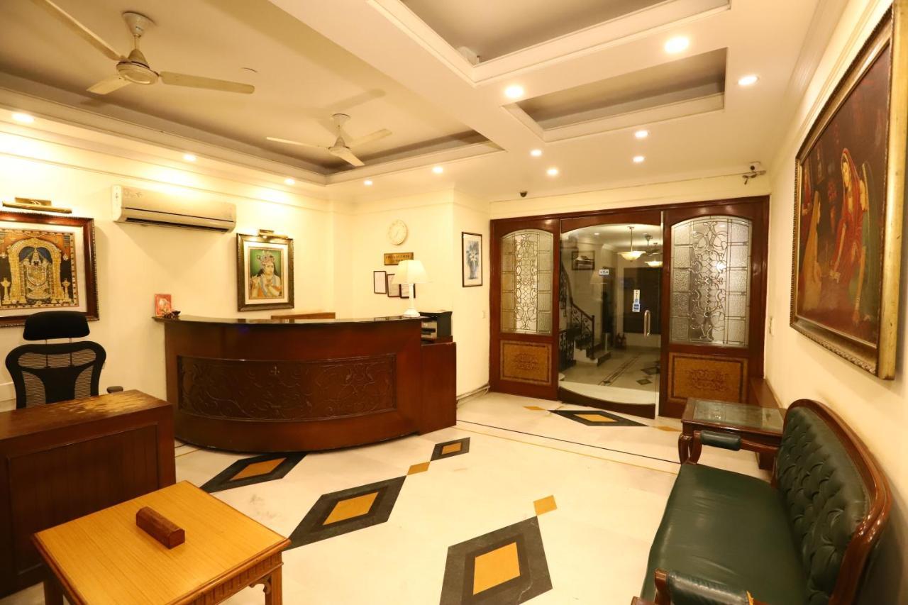 Hotel Ambica Palace Aiims New Delhi - Couple Friendly Local Id Accepted Dış mekan fotoğraf